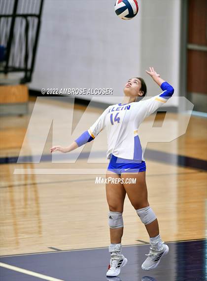 Thumbnail 2 in Bridgeland vs. Klein photogallery.