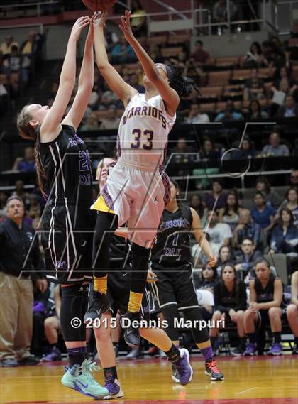 Thumbnail 2 in Mission Oak @ Fresno (CIF Central D3 Final) photogallery.