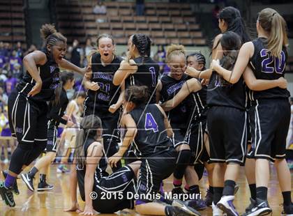 Thumbnail 3 in Mission Oak @ Fresno (CIF Central D3 Final) photogallery.