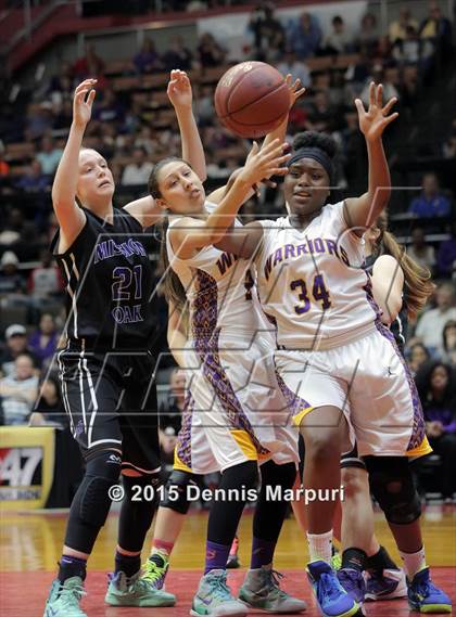 Thumbnail 1 in Mission Oak @ Fresno (CIF Central D3 Final) photogallery.