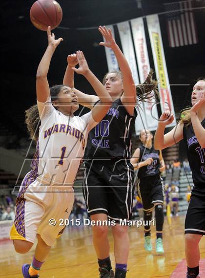 Thumbnail 3 in Mission Oak @ Fresno (CIF Central D3 Final) photogallery.