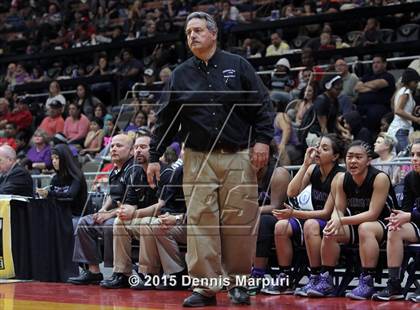 Thumbnail 3 in Mission Oak @ Fresno (CIF Central D3 Final) photogallery.