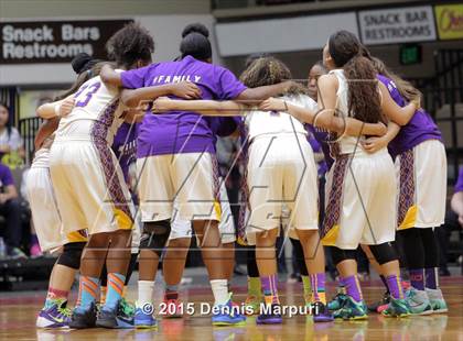 Thumbnail 3 in Mission Oak @ Fresno (CIF Central D3 Final) photogallery.