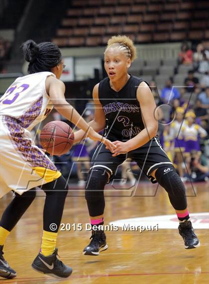 Thumbnail 2 in Mission Oak @ Fresno (CIF Central D3 Final) photogallery.