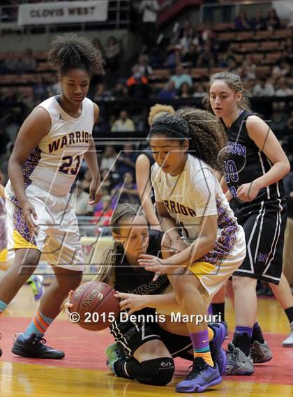 Thumbnail 1 in Mission Oak @ Fresno (CIF Central D3 Final) photogallery.