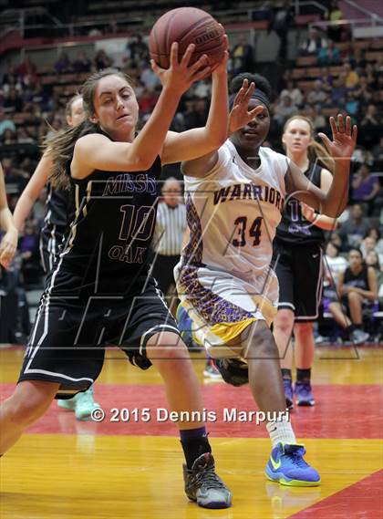 Thumbnail 3 in Mission Oak @ Fresno (CIF Central D3 Final) photogallery.