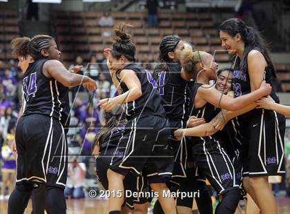 Thumbnail 1 in Mission Oak @ Fresno (CIF Central D3 Final) photogallery.