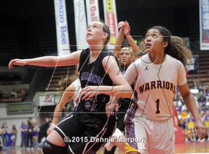 Thumbnail 2 in Mission Oak @ Fresno (CIF Central D3 Final) photogallery.
