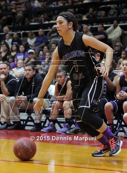 Thumbnail 1 in Mission Oak @ Fresno (CIF Central D3 Final) photogallery.