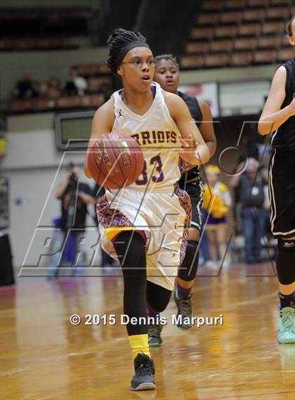 Thumbnail 3 in Mission Oak @ Fresno (CIF Central D3 Final) photogallery.