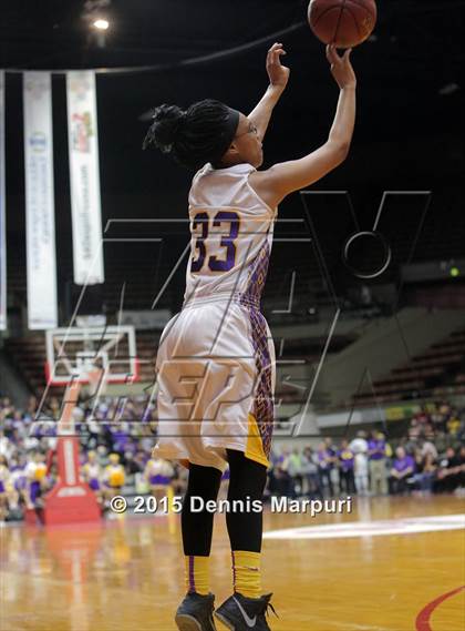 Thumbnail 3 in Mission Oak @ Fresno (CIF Central D3 Final) photogallery.