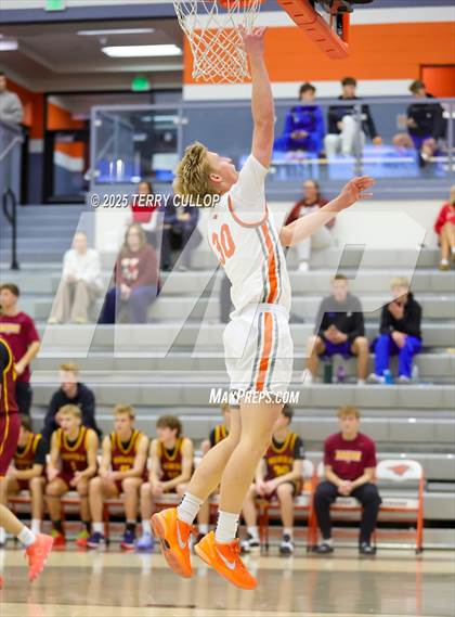 Thumbnail 3 in Mountain View vs. Skyridge (Falcon Classic) photogallery.