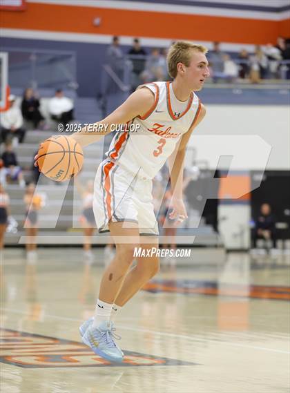 Thumbnail 1 in Mountain View vs. Skyridge (Falcon Classic) photogallery.