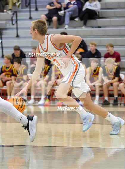 Thumbnail 1 in Mountain View vs. Skyridge (Falcon Classic) photogallery.