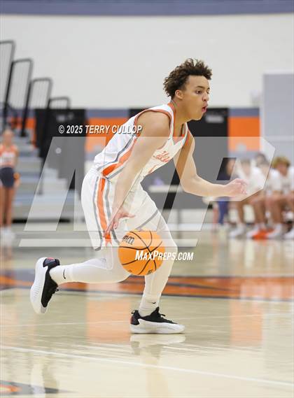 Thumbnail 3 in Mountain View vs. Skyridge (Falcon Classic) photogallery.