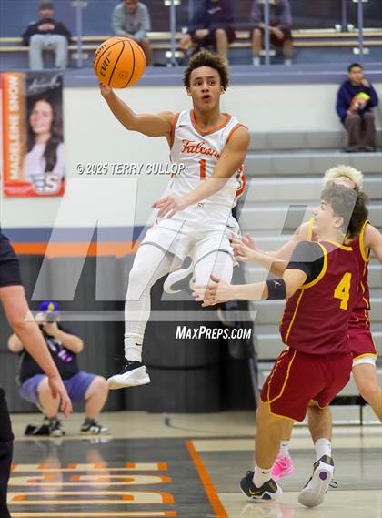 Thumbnail 3 in Mountain View vs. Skyridge (Falcon Classic) photogallery.