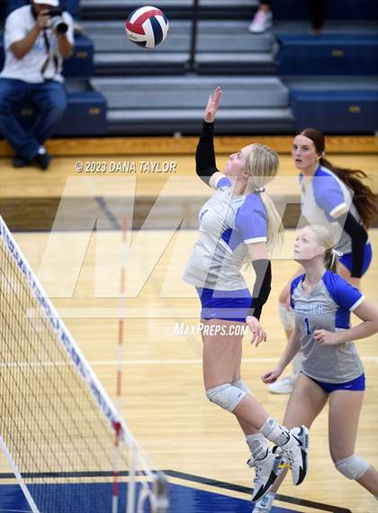Thumbnail 1 in Brock @ Peaster photogallery.