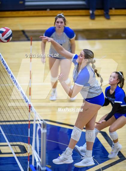 Thumbnail 1 in Brock @ Peaster photogallery.