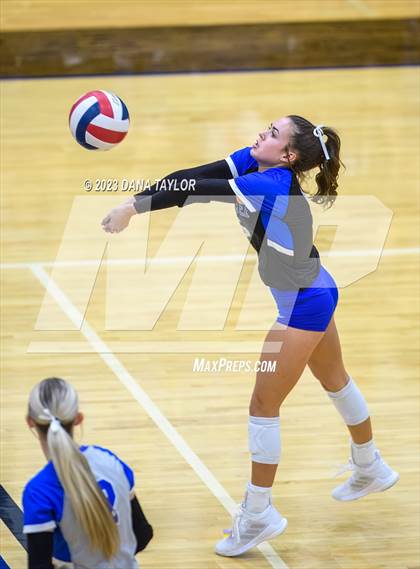 Thumbnail 2 in Brock @ Peaster photogallery.
