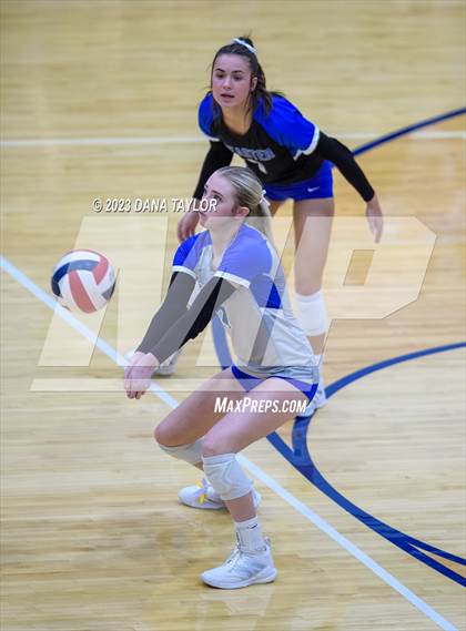 Thumbnail 1 in Brock @ Peaster photogallery.