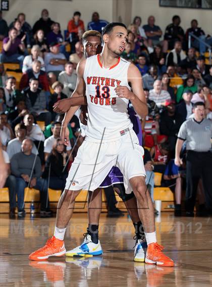 Thumbnail 3 in Omaha Central vs. Whitney Young (City of Palms Classic) photogallery.