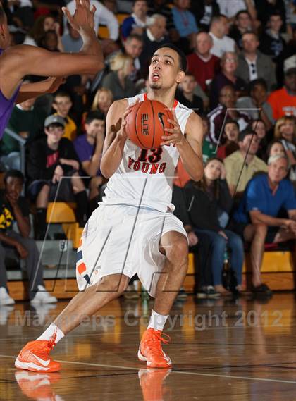 Thumbnail 1 in Omaha Central vs. Whitney Young (City of Palms Classic) photogallery.