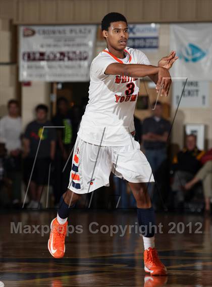 Thumbnail 3 in Omaha Central vs. Whitney Young (City of Palms Classic) photogallery.
