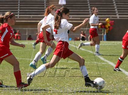 Thumbnail 3 in Washington [George] vs Lowell (CIF AAA/SF Championship) photogallery.