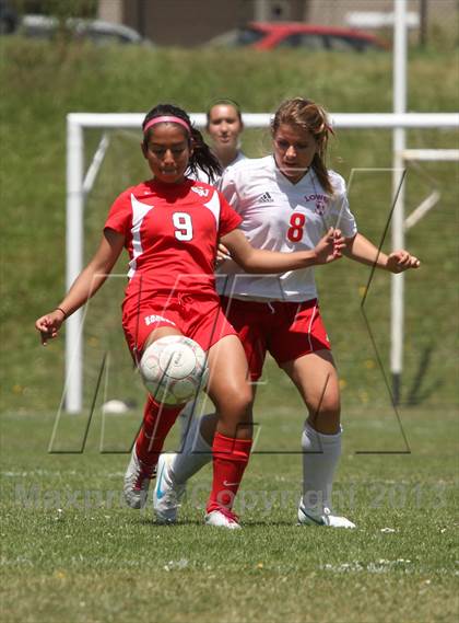 Thumbnail 3 in Washington [George] vs Lowell (CIF AAA/SF Championship) photogallery.