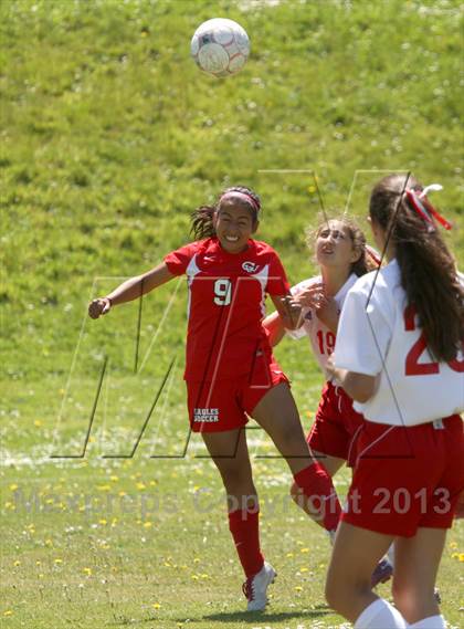Thumbnail 1 in Washington [George] vs Lowell (CIF AAA/SF Championship) photogallery.