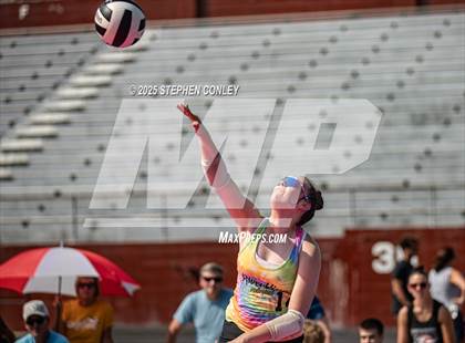 Thumbnail 2 in River View vs Licking Valley (Showdown at Sundown Preview) photogallery.