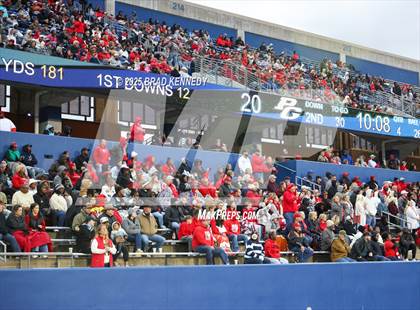 Thumbnail 2 in Carthage vs. Pleasant Grove (UIL 4A D2 FOOTBALL REGIONAL SEMIFINAL) photogallery.