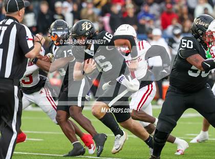 Thumbnail 1 in Carthage vs. Pleasant Grove (UIL 4A D2 FOOTBALL REGIONAL SEMIFINAL) photogallery.