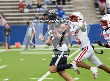 Thumbnail 1 in Carthage vs. Pleasant Grove (UIL 4A D2 FOOTBALL REGIONAL SEMIFINAL) photogallery.