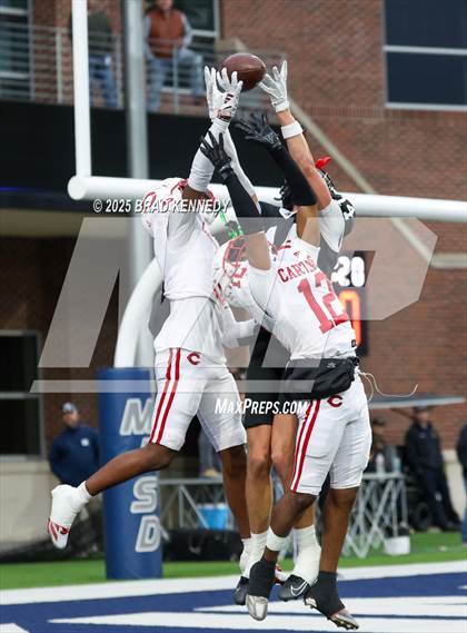 Thumbnail 1 in Carthage vs. Pleasant Grove (UIL 4A D2 FOOTBALL REGIONAL SEMIFINAL) photogallery.
