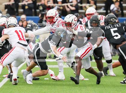 Thumbnail 1 in Carthage vs. Pleasant Grove (UIL 4A D2 FOOTBALL REGIONAL SEMIFINAL) photogallery.