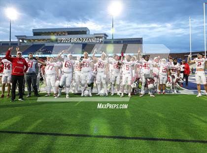 Thumbnail 2 in Carthage vs. Pleasant Grove (UIL 4A D2 FOOTBALL REGIONAL SEMIFINAL) photogallery.