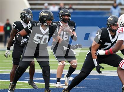 Thumbnail 2 in Carthage vs. Pleasant Grove (UIL 4A D2 FOOTBALL REGIONAL SEMIFINAL) photogallery.