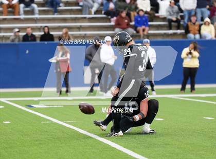 Thumbnail 1 in Carthage vs. Pleasant Grove (UIL 4A D2 FOOTBALL REGIONAL SEMIFINAL) photogallery.