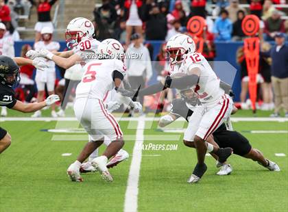 Thumbnail 2 in Carthage vs. Pleasant Grove (UIL 4A D2 FOOTBALL REGIONAL SEMIFINAL) photogallery.