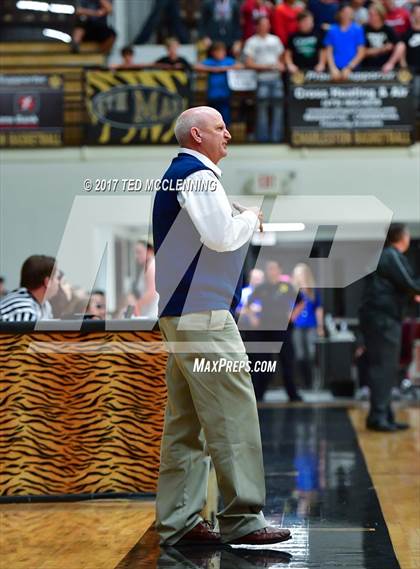 Thumbnail 2 in Charleston vs. Paris  (AAA 3A Regional Playoff) photogallery.