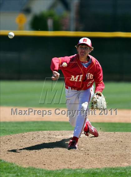 Thumbnail 2 in Minico vs Bonneville (4A State Tournament) photogallery.