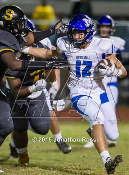 Thumbnail 3 in Scotlandville vs. Mandeville photogallery.