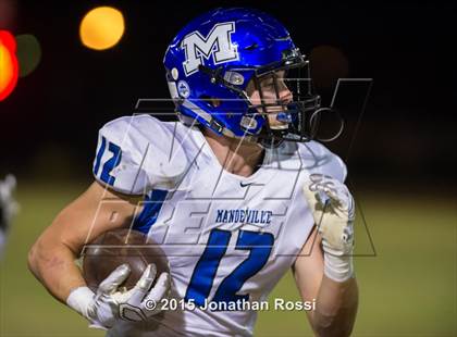 Thumbnail 2 in Scotlandville vs. Mandeville photogallery.