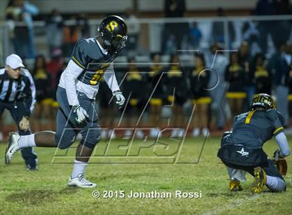 Thumbnail 1 in Scotlandville vs. Mandeville photogallery.