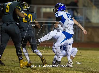 Thumbnail 1 in Scotlandville vs. Mandeville photogallery.
