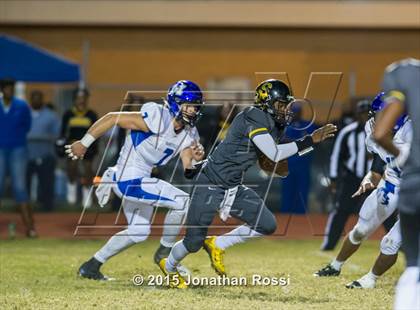 Thumbnail 2 in Scotlandville vs. Mandeville photogallery.