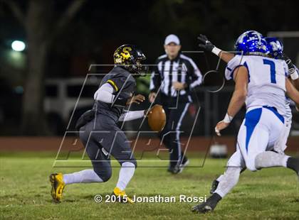 Thumbnail 1 in Scotlandville vs. Mandeville photogallery.