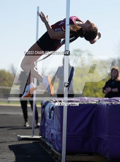 Thumbnail 2 in College Station Cougar Relays (High Jump) photogallery.