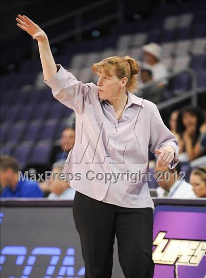 Thumbnail 2 in Flowing Wells vs. Seton Catholic (AIA D2 Quarterfinals) photogallery.
